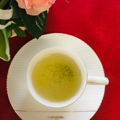 まひにゃんさん　
レモンと緑茶でとても爽やかなお茶ですね。美味しかったです♬ご馳走さまでした(*'▽'*)
